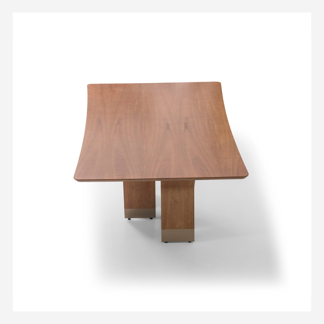 Bailarina Dining Table