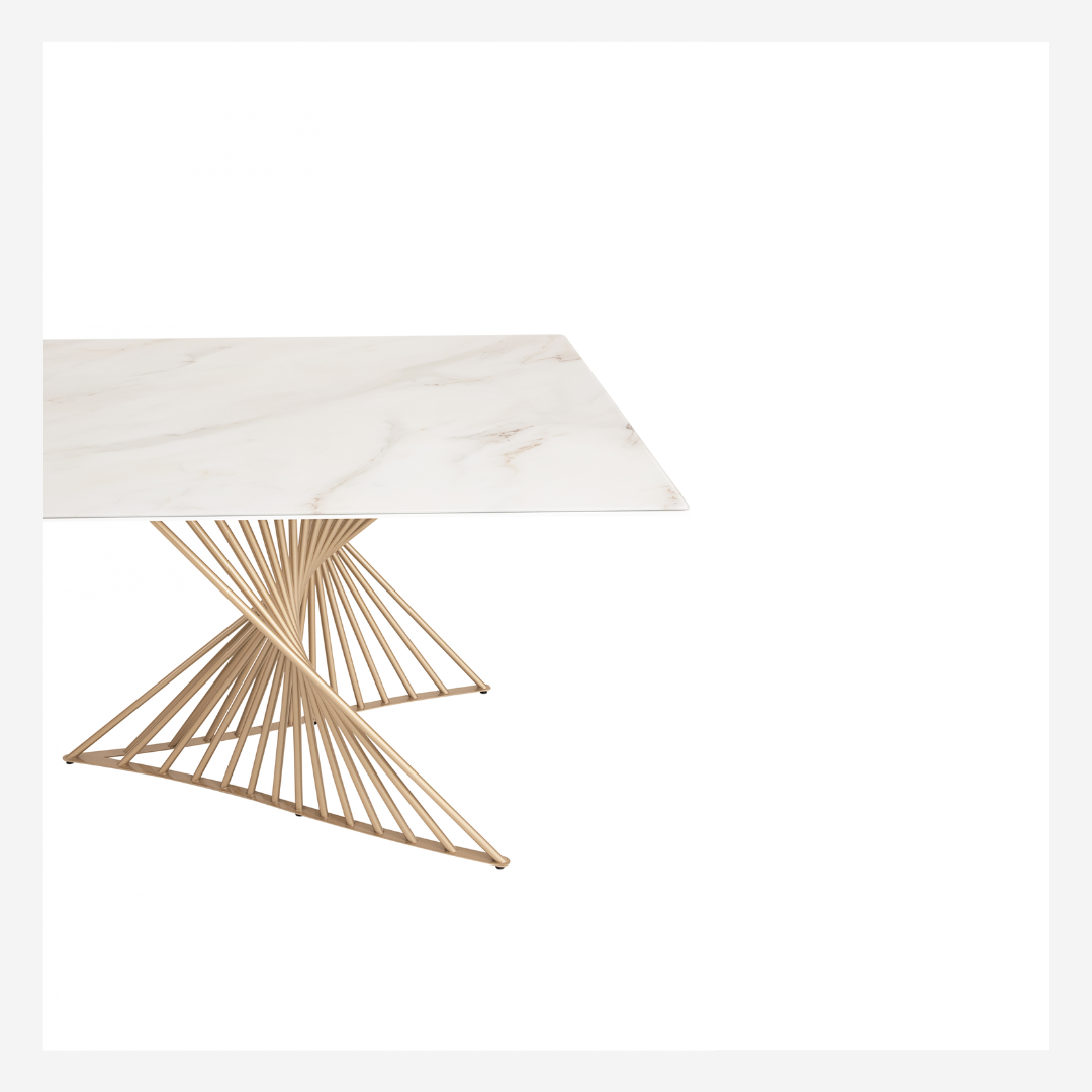 Faro Dining Table