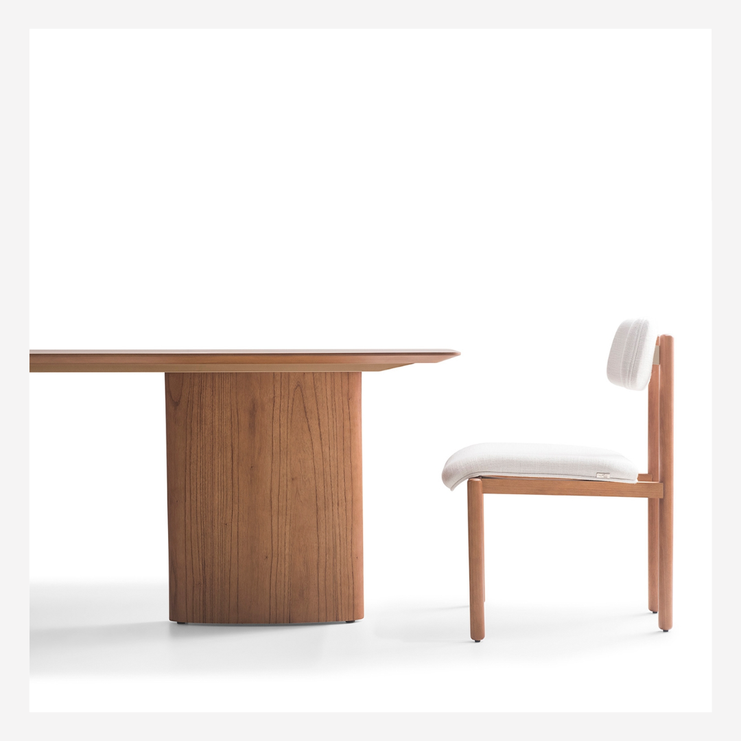 Elipty Dining Table
