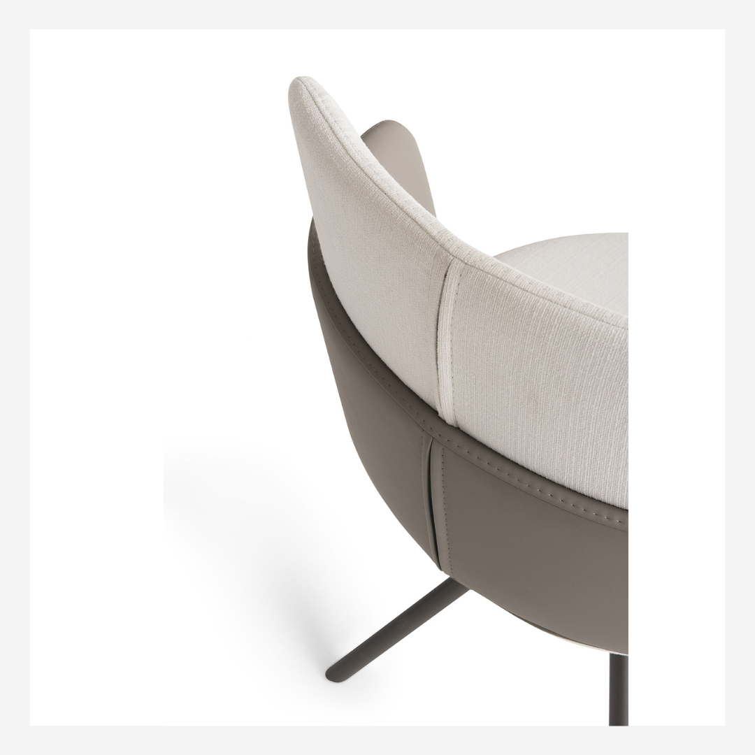 Aria Chair