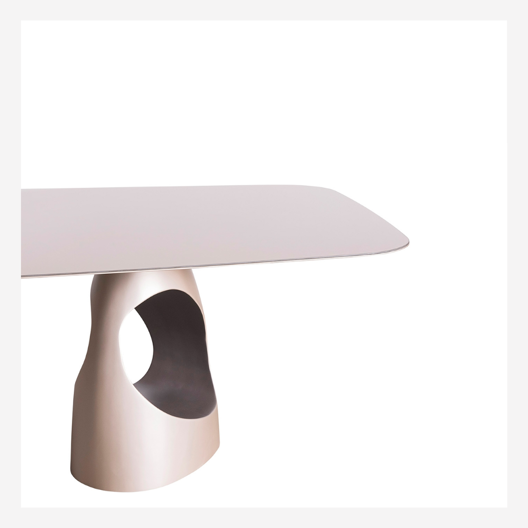 Olhar Dining Table
