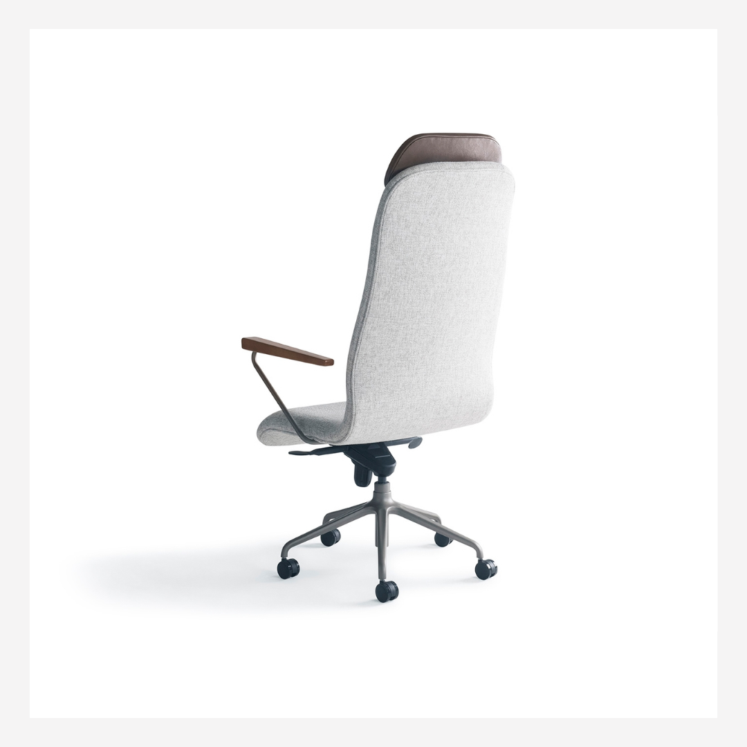 Discovery Executive Chair