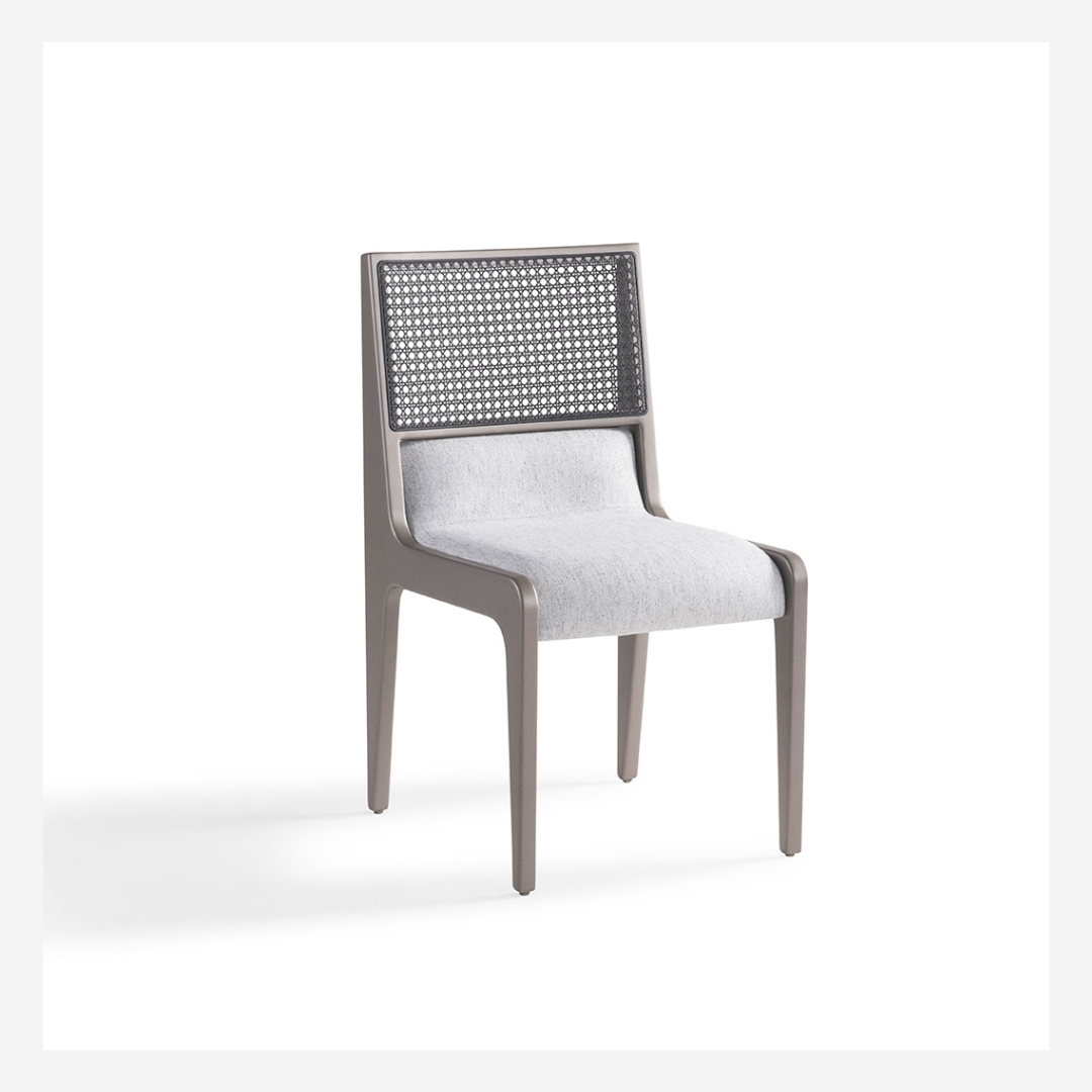 Ayanna Chair