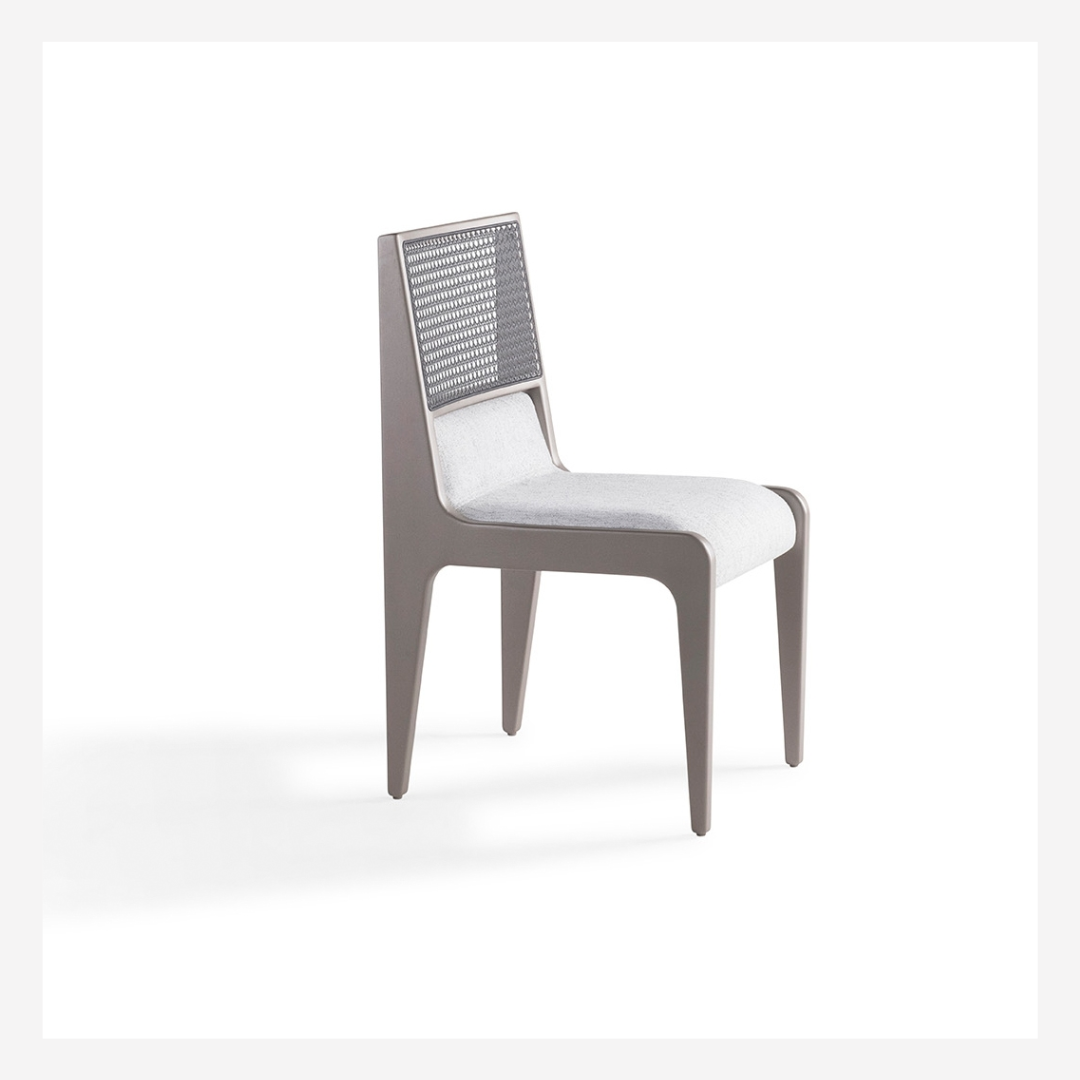 Ayanna Chair