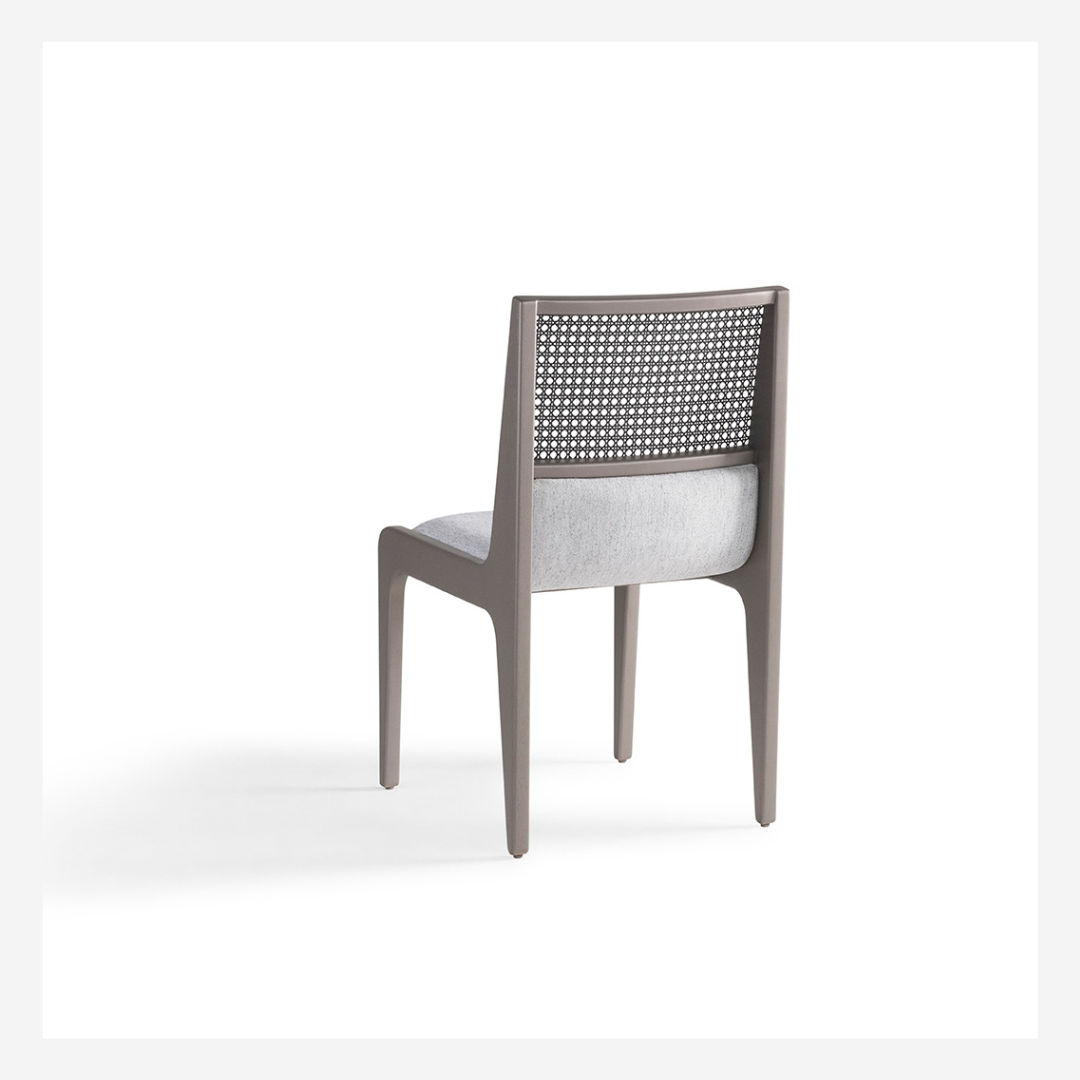 Ayanna Chair