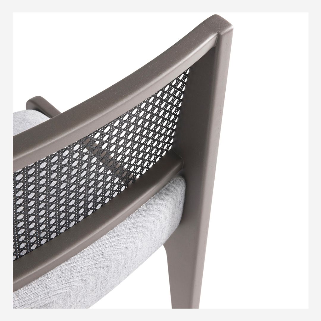Ayanna Chair
