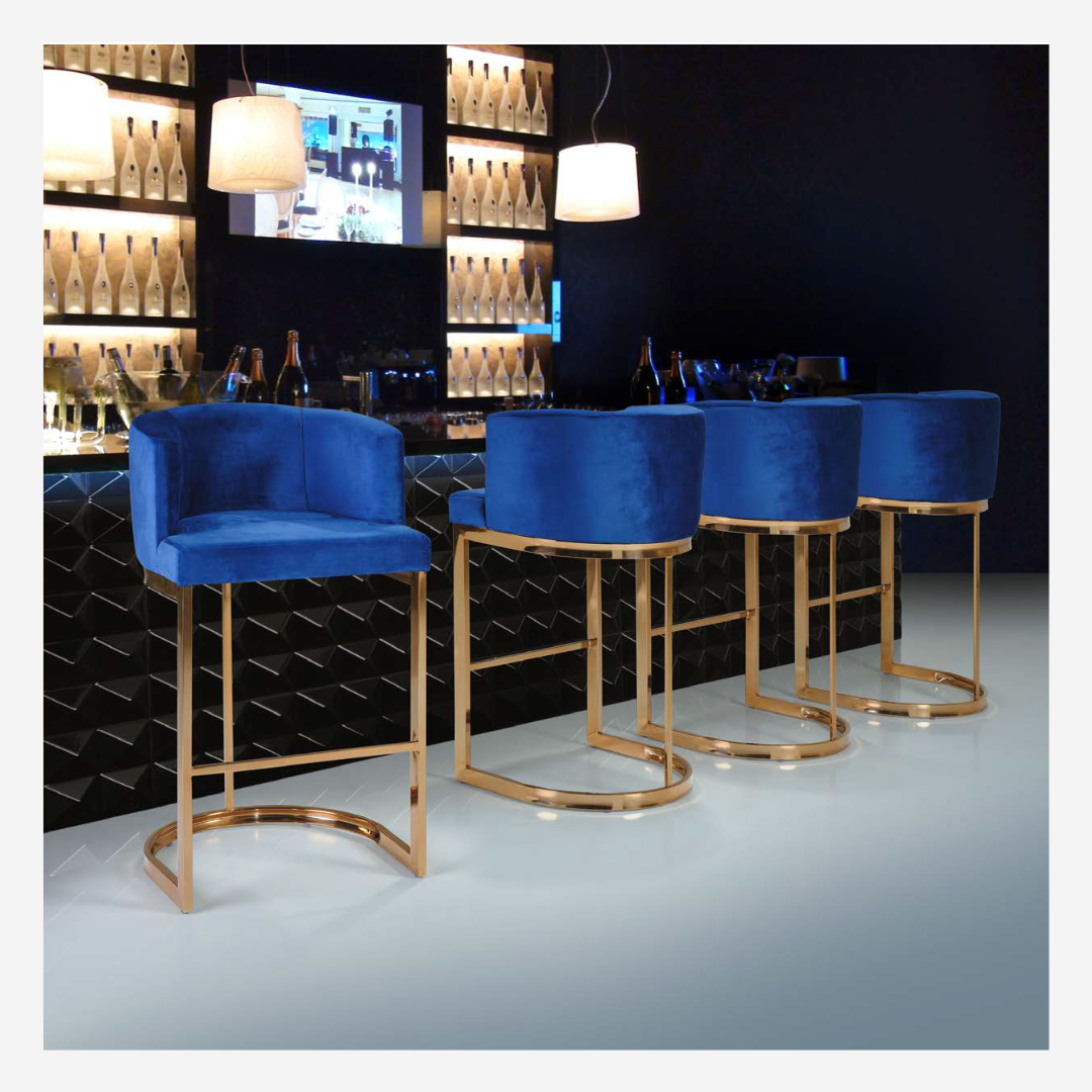 Débora Stool