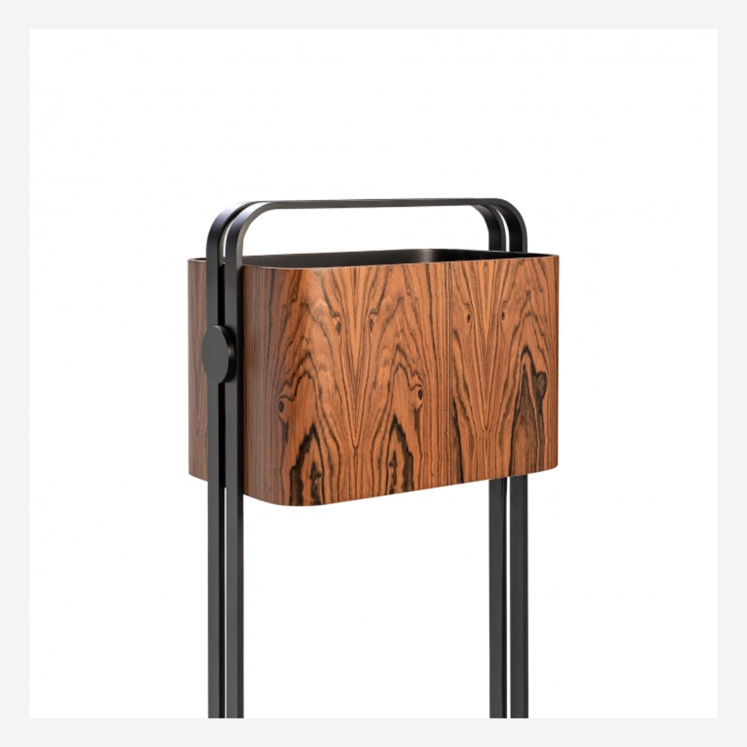 AT22 Floor Lamp