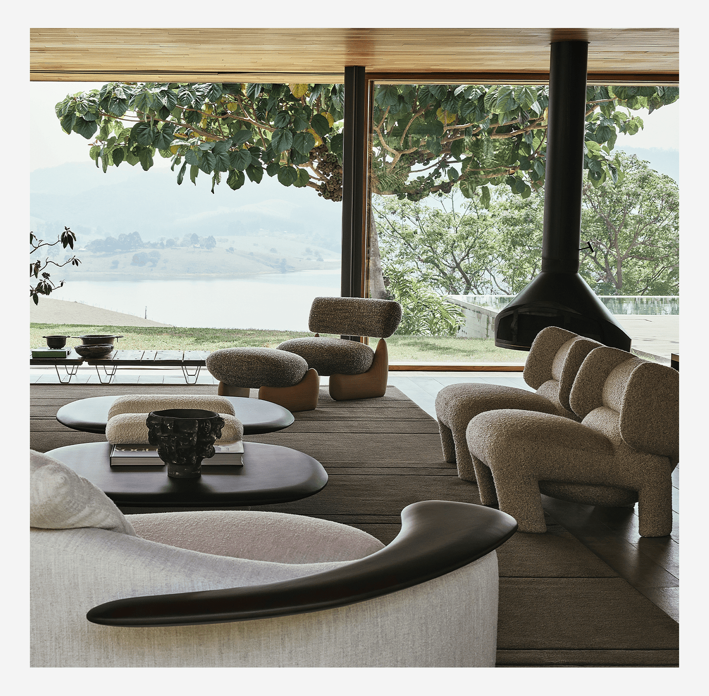 Elefante Accent Chair - Luxus Maison