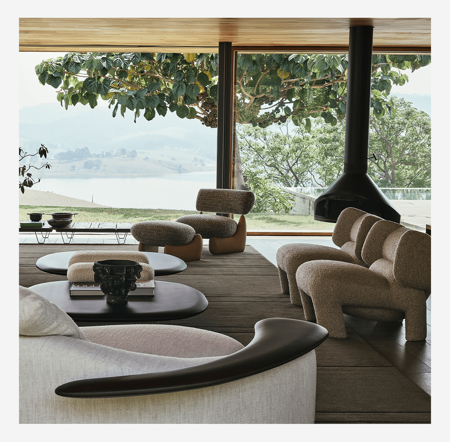 Elefante Accent Chair - Luxus Maison