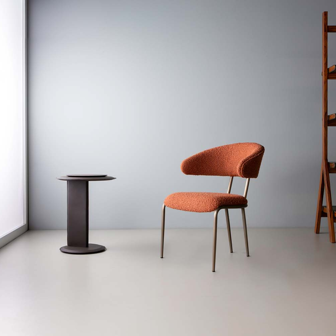 Mera Chair
