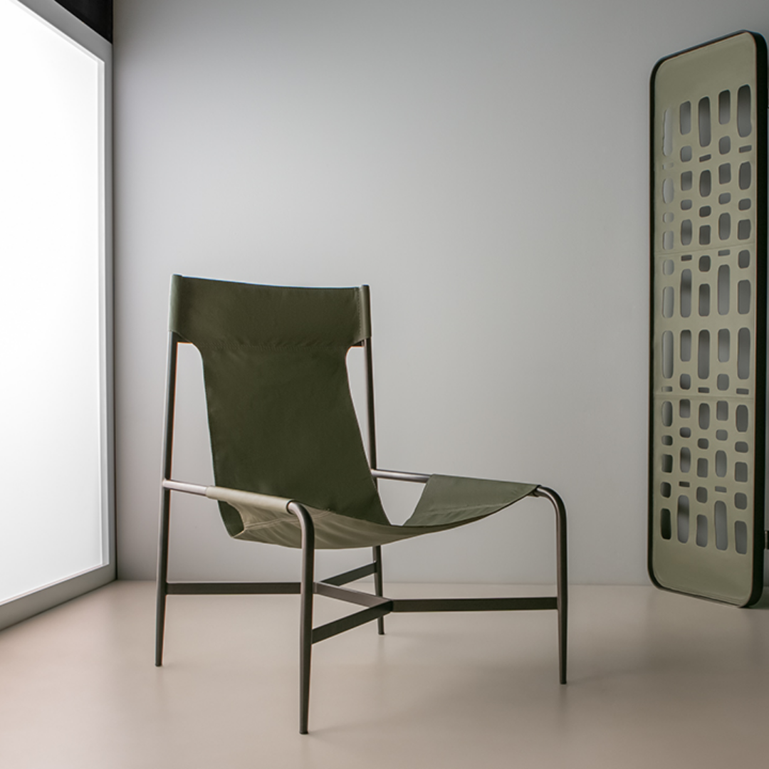 Bruta Accent Chair & Ottoman