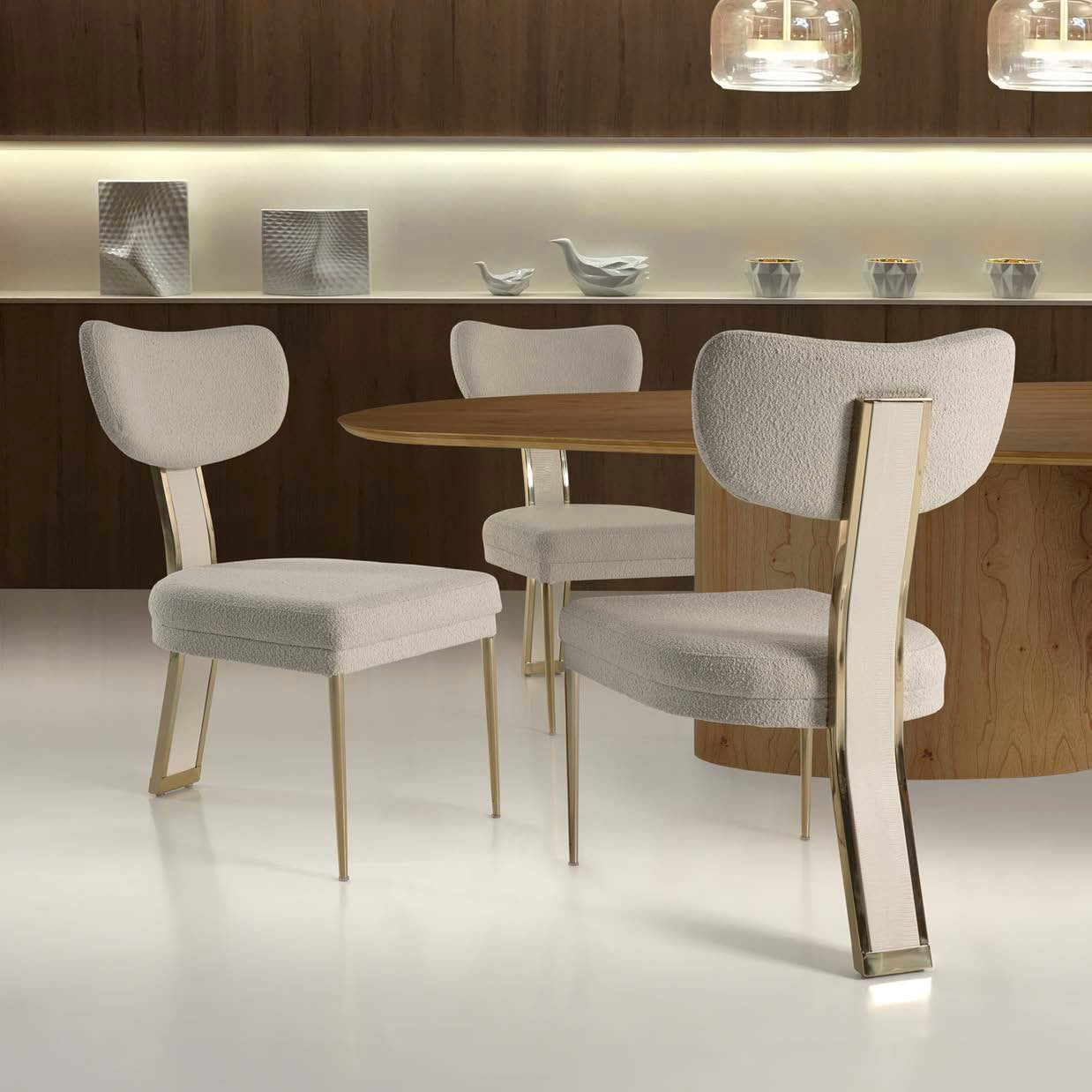 Majestosa Chair