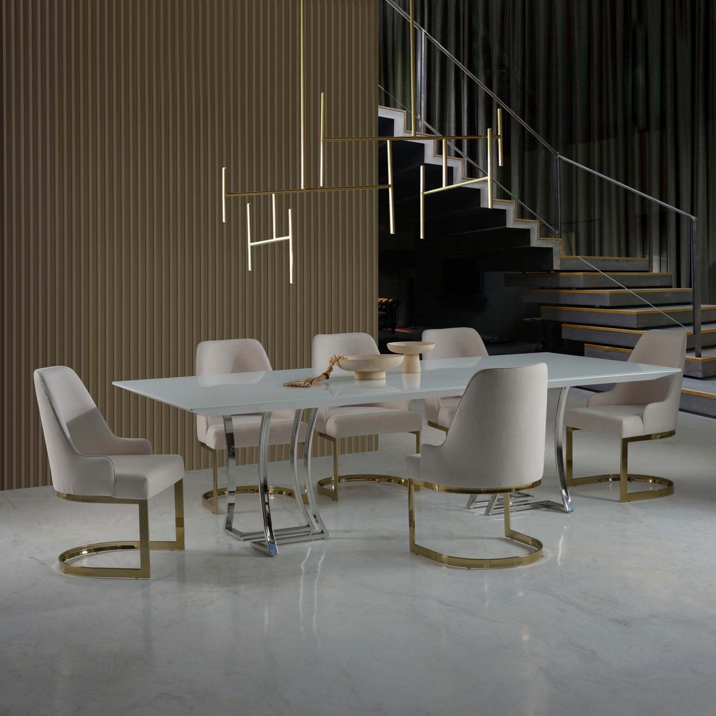 Siana Dining Table