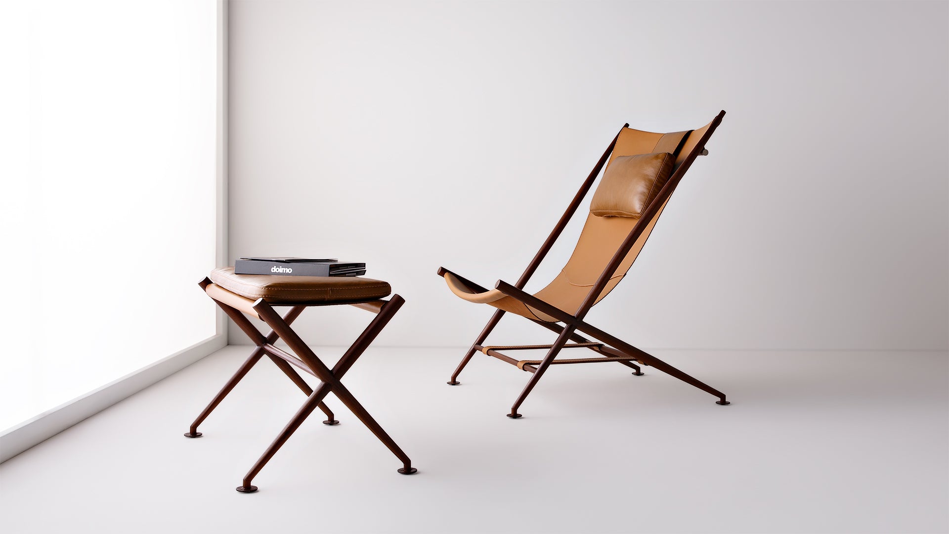 Von Accent Chair & Ottoman - LUXUS MAISON