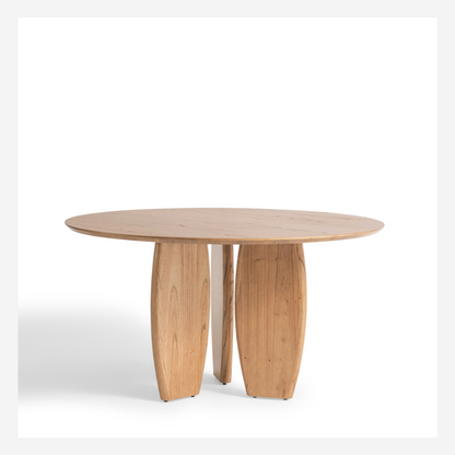 Cotia Dining Table