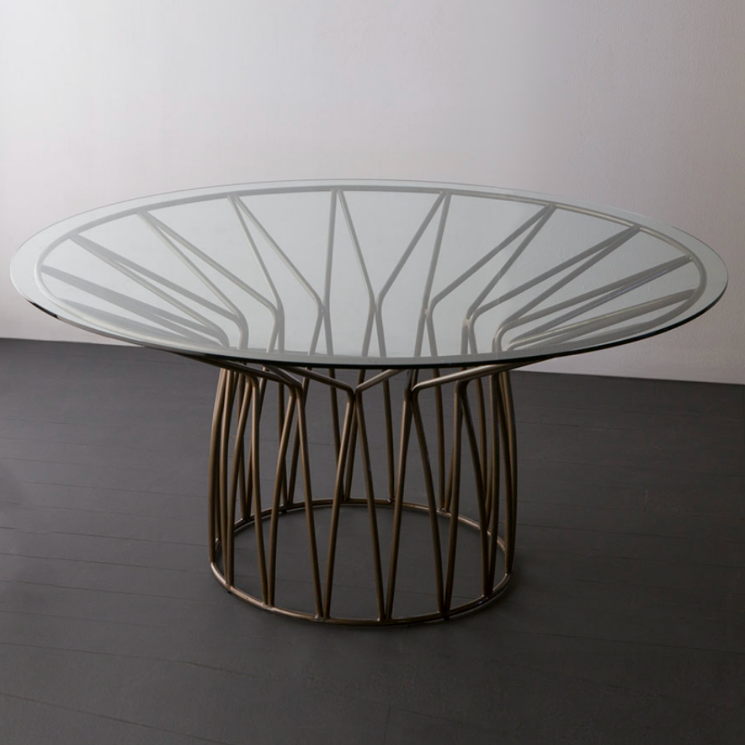 Zeen Dining Table