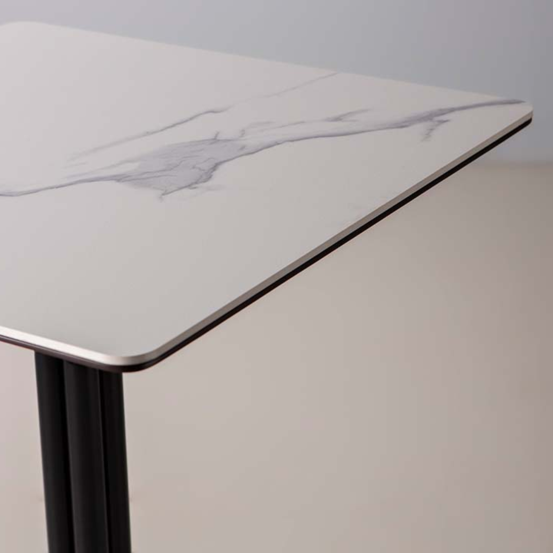 Max IV Bistro Table