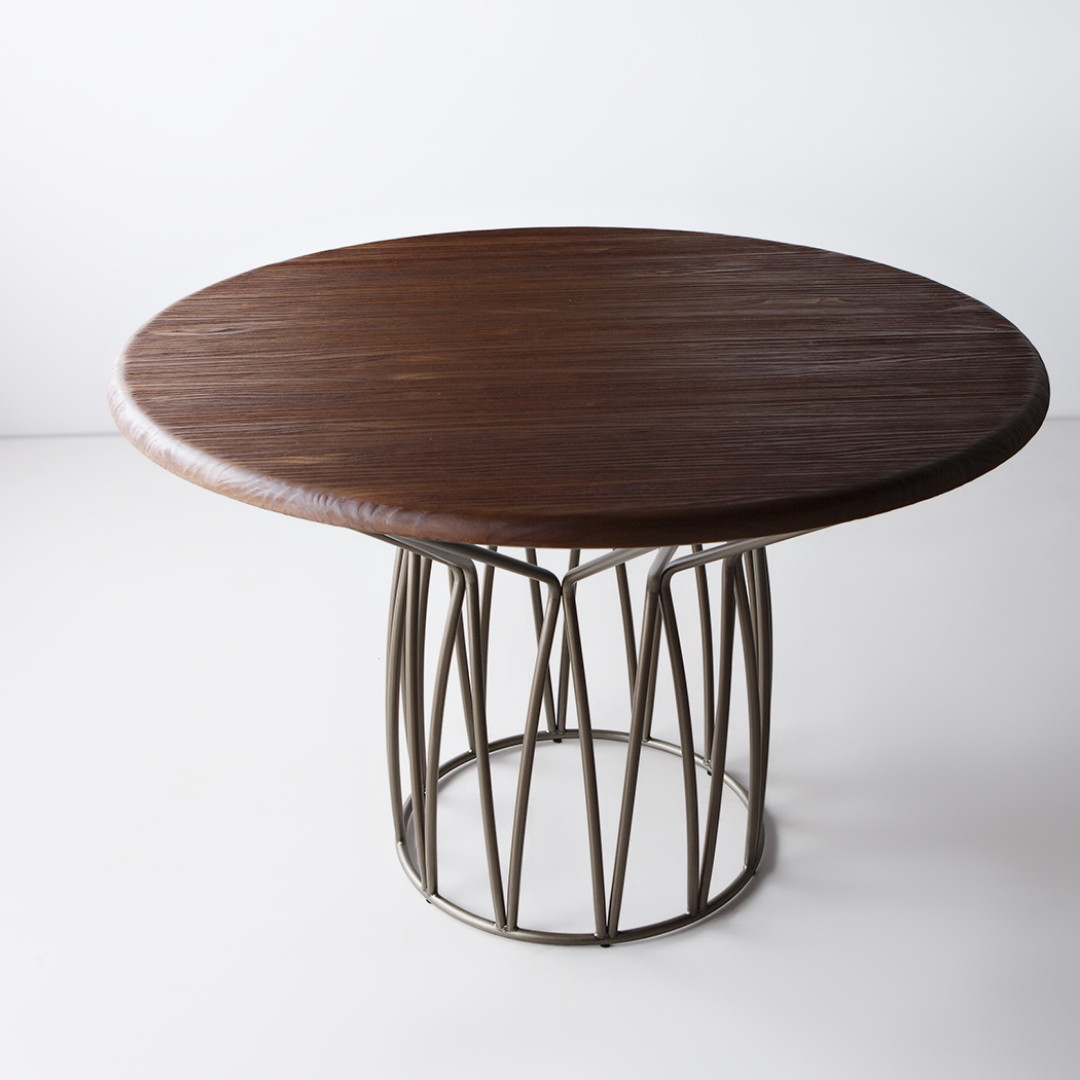 Zeen Dining Table