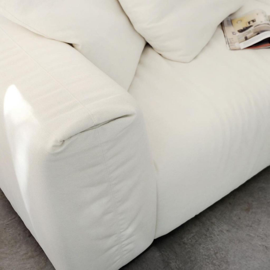 Maracatu Sofa