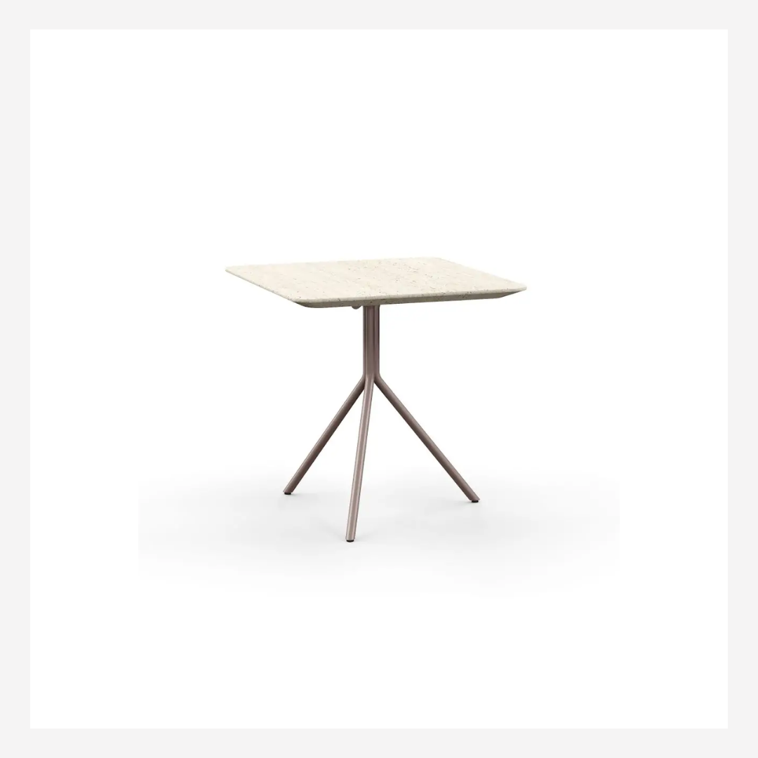 Viscaia Side Table