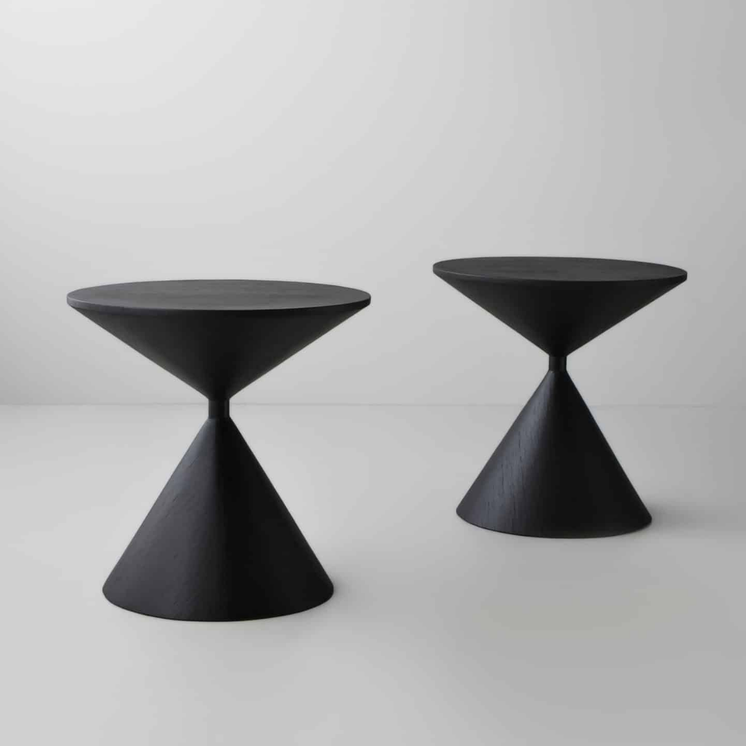 Pião Side Table