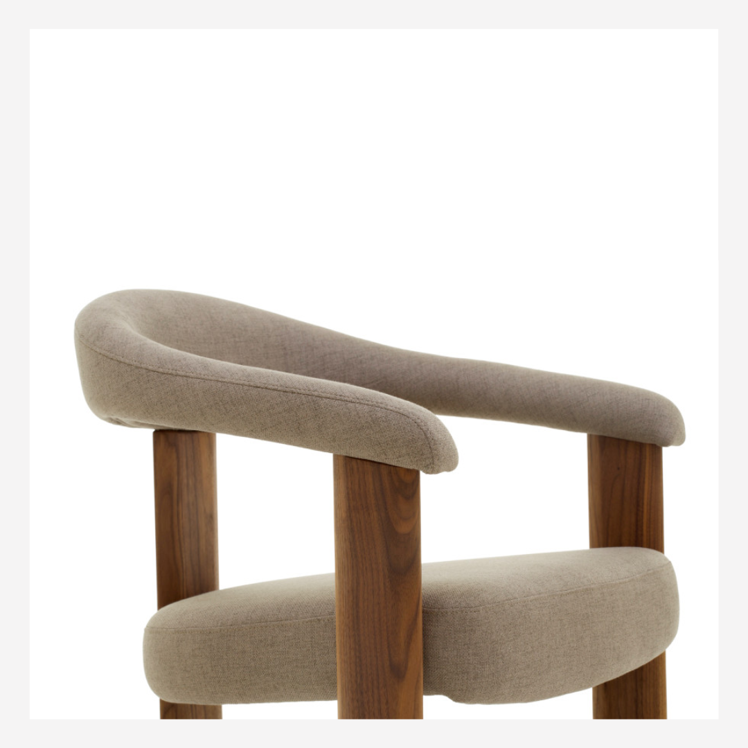 La Basque Accent Chair