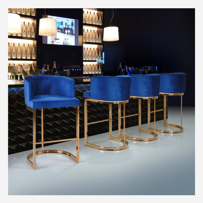 Débora Stool