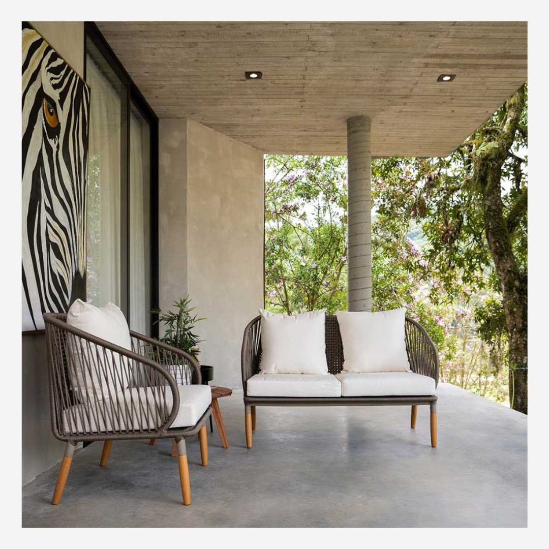 Porto Isabel Indoor & Outdoor Sofa