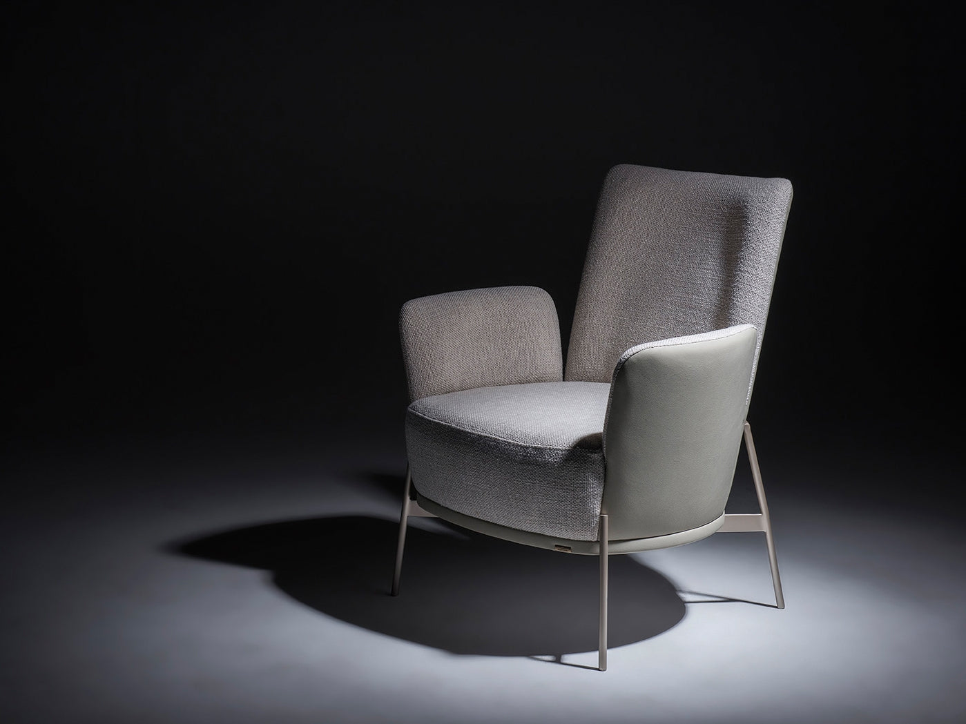 Fenda Accent Chair