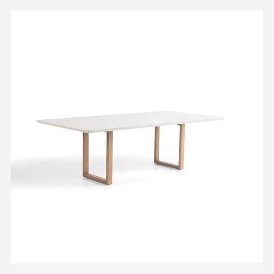 Marilia Dining Table