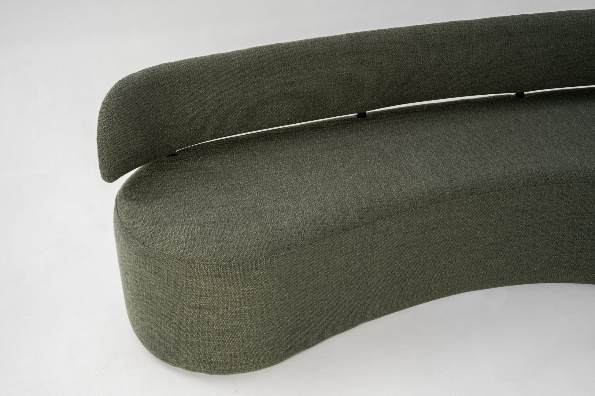 Meet Sofa - LUXUS MAISON